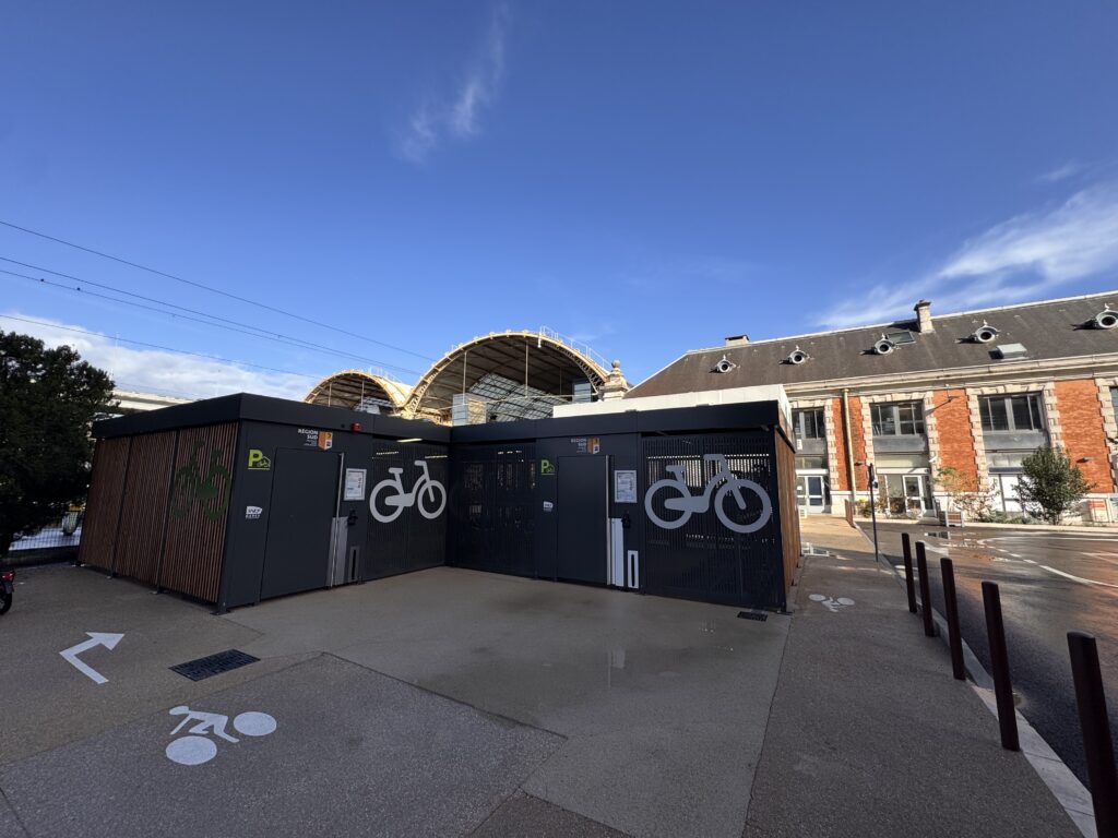 Parking vélo gare Nice Ville